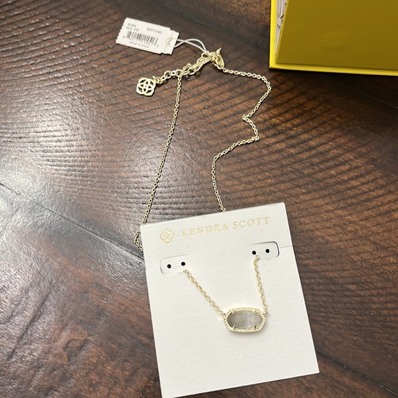 Kendra Scott Necklace - Picture 2 of 3